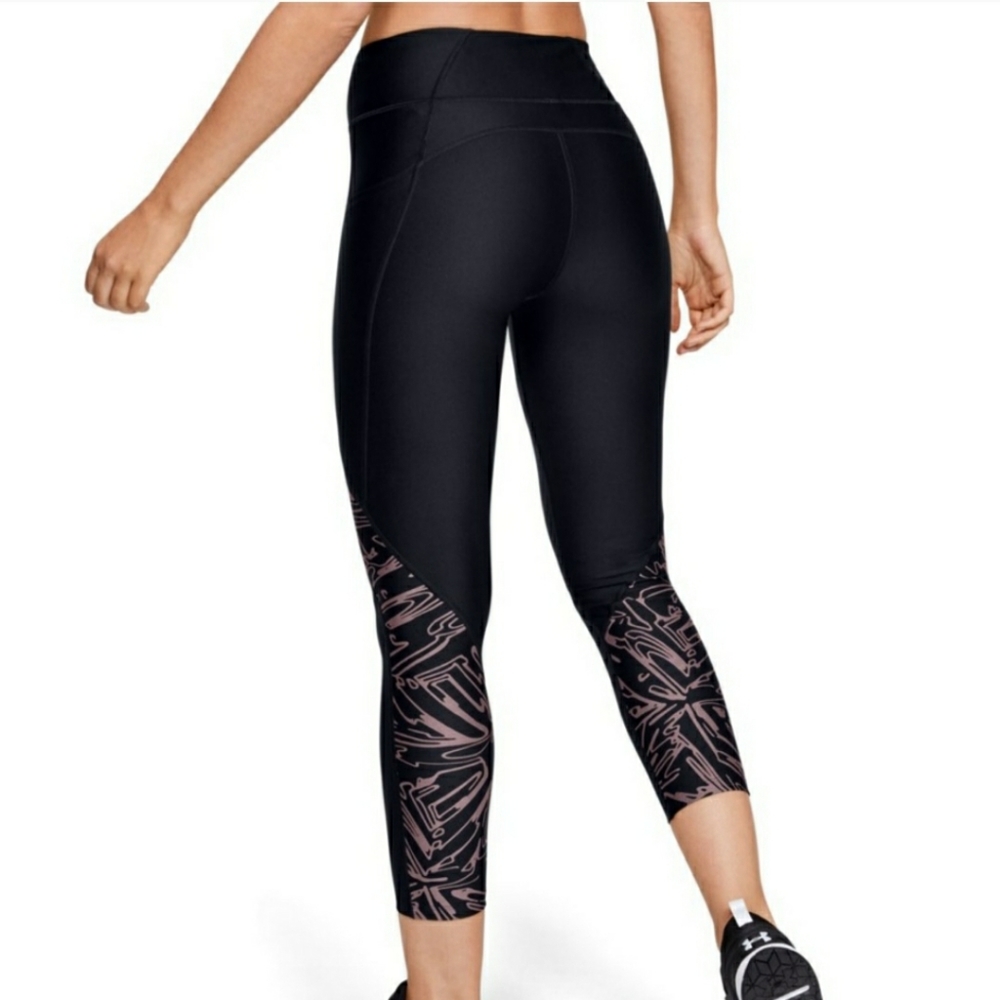 NWT! UA workout leggings💕